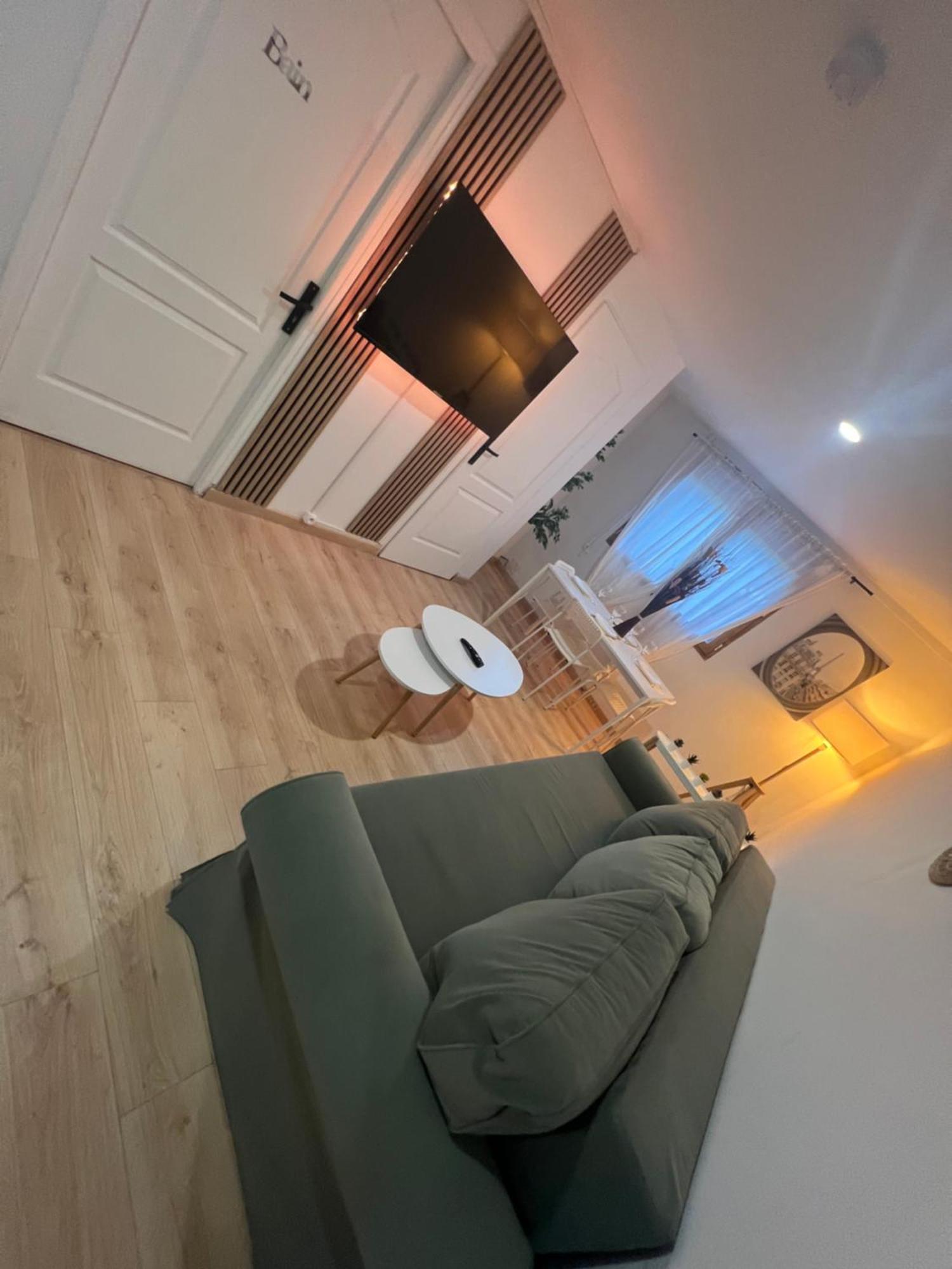 Appartement Pres De Paris, Disney & Cdg Tremblay-en-France Zewnętrze zdjęcie